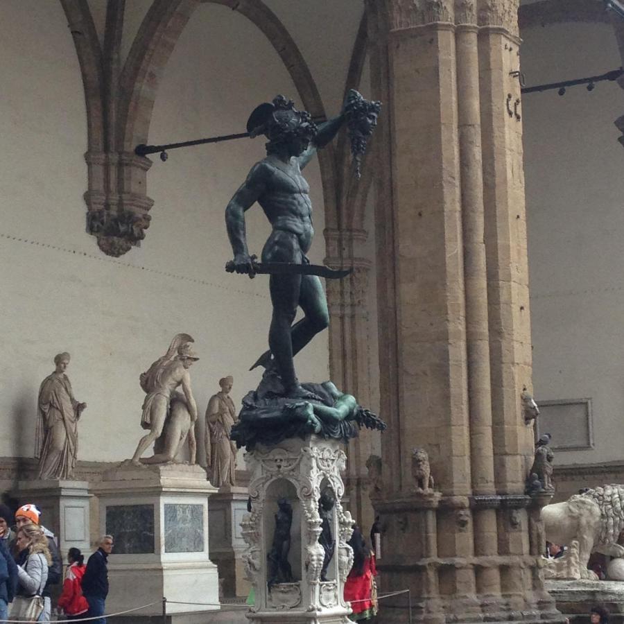 Enhet i Historisk sentrum på 60 kvm, med 1 soverom, 2 bad Firenze Eksteriør bilde