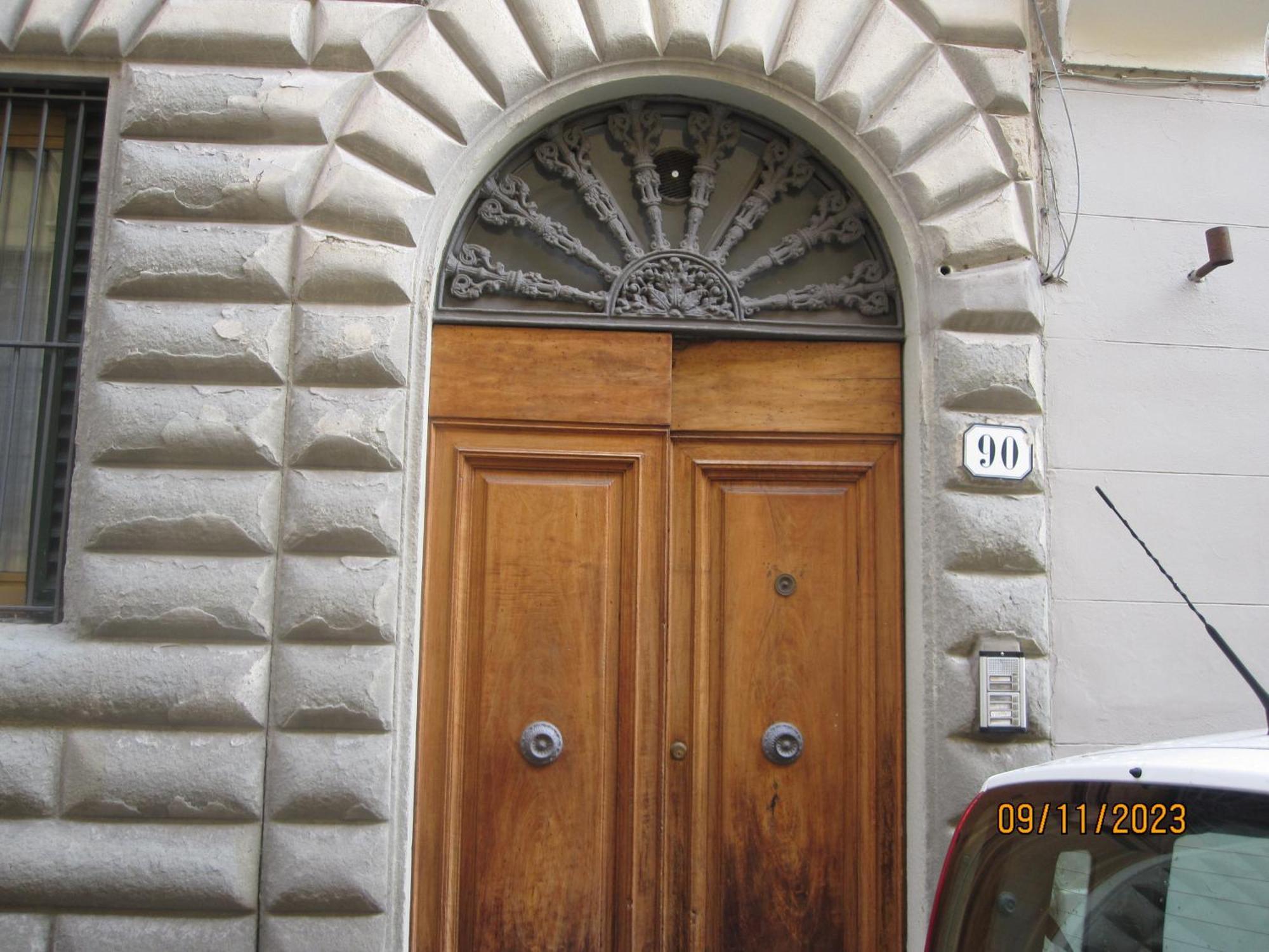 Enhet i Historisk sentrum på 60 kvm, med 1 soverom, 2 bad Firenze Eksteriør bilde